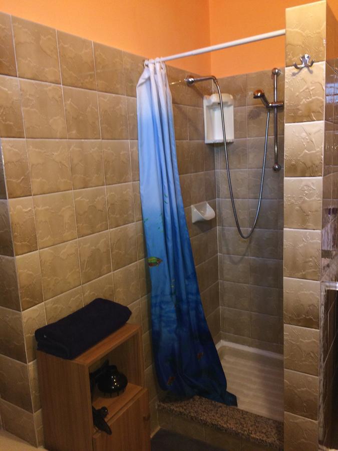 Tana Dell'Elfo B&B ガーヴィ エクステリア 写真
